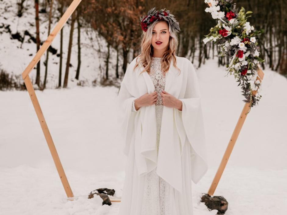 Zimní svatba svatební šaty
